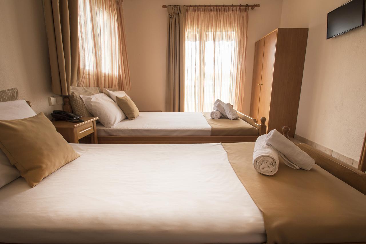Atira Apart Hotel Olympiakí Aktí Екстериор снимка